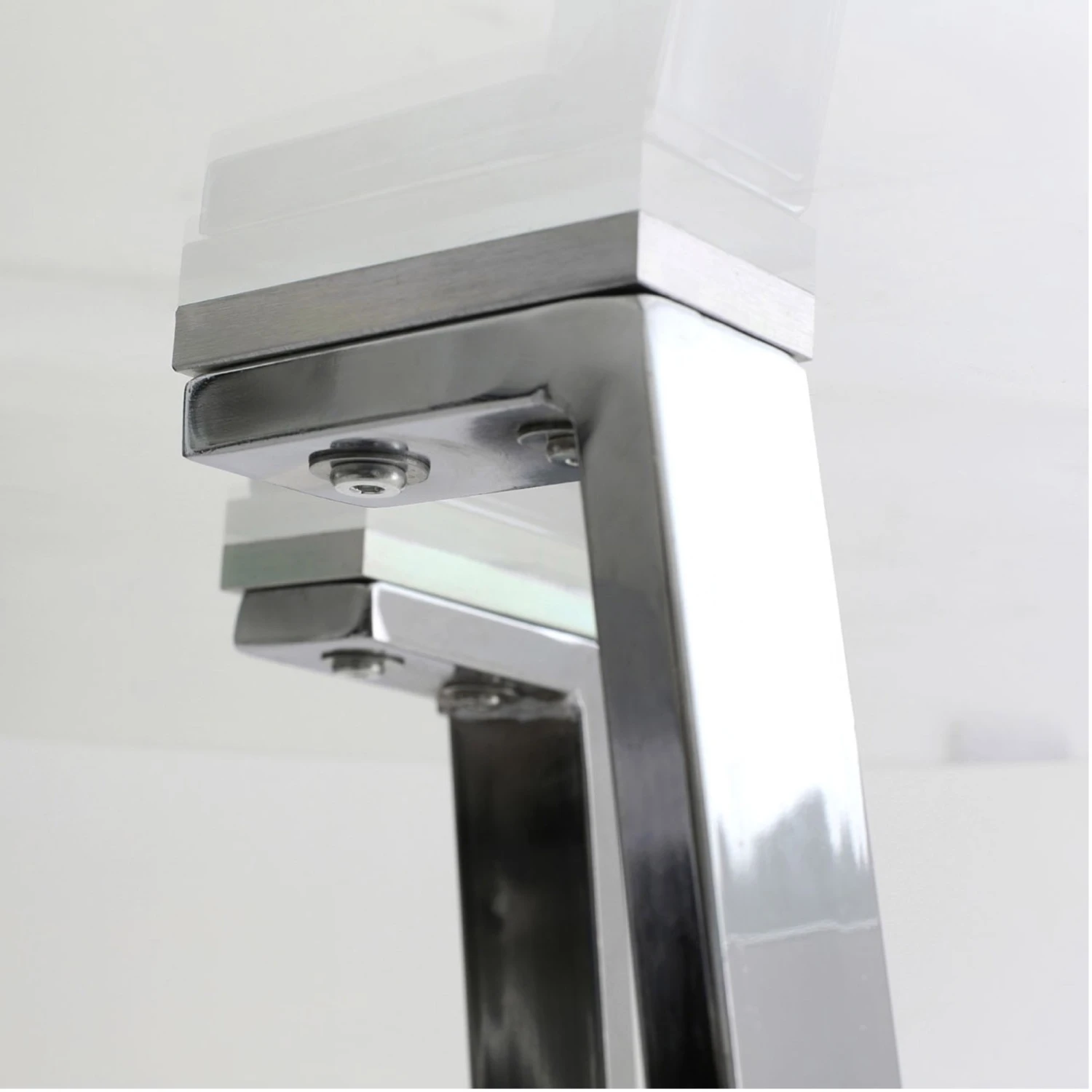 Metropolitan Dining Table 2 Metropolitan Dining Table - Image 2