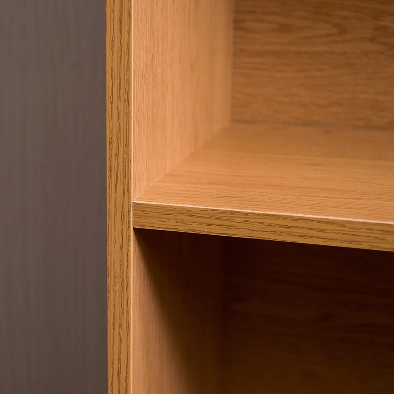 Oak 3 Tier Bookcase 7 Oak 3 Tier Bookcase - Image 7