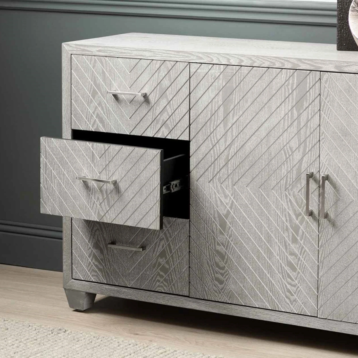 Venus 3 Drawer 2 Door Grey Sideboard 4 Venus 3 Drawer 2 Door Grey Sideboard - Image 4