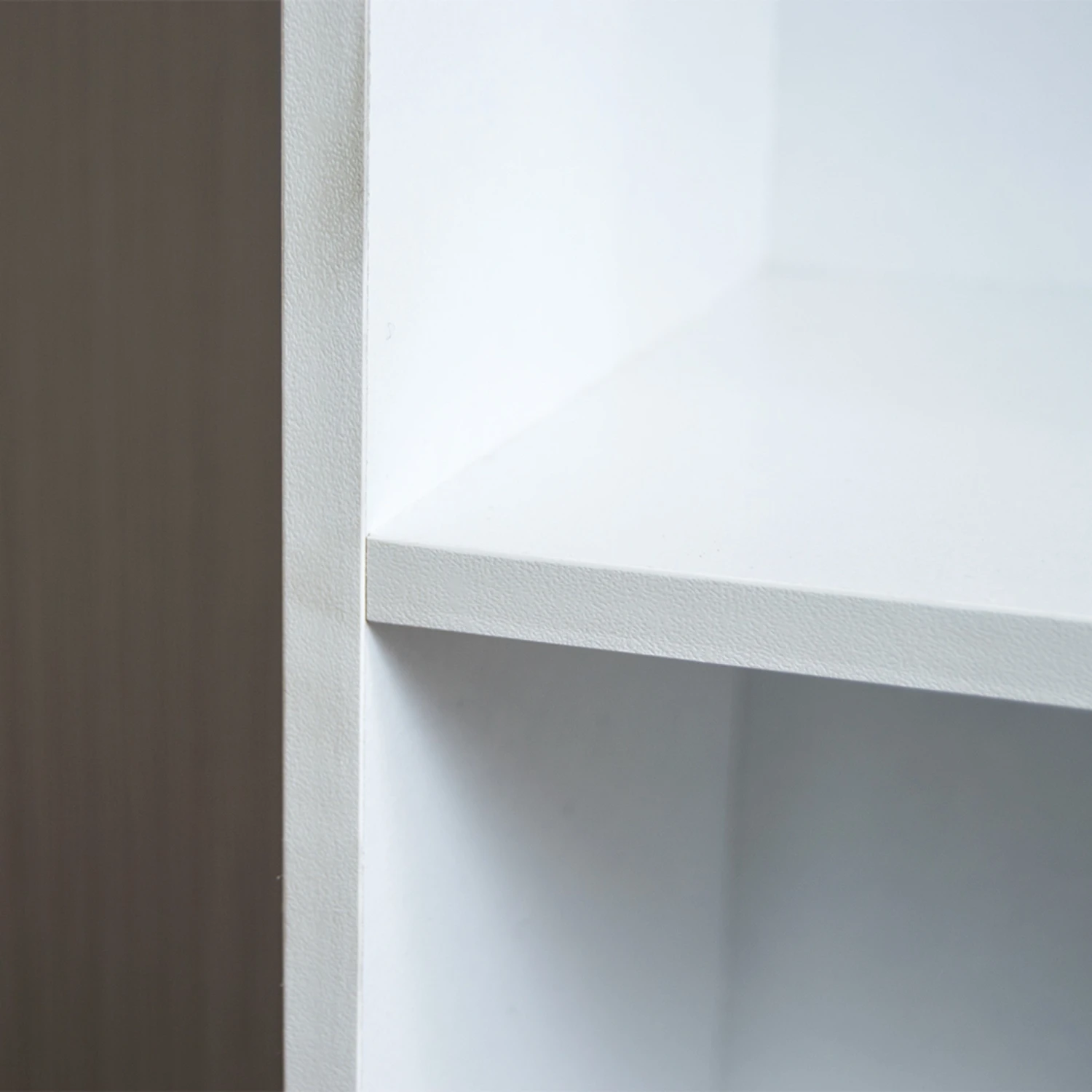 White 4 Tier Bookcase 8 White 4 Tier Bookcase - Image 8